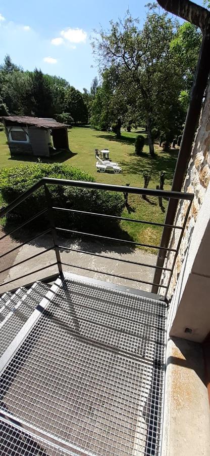 L' Appartement Du Camping Hautoreille Bannes  Exterior photo